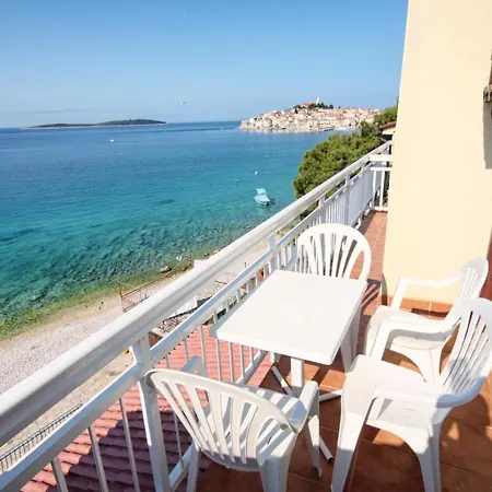 Guest house And By The Sea - 3088