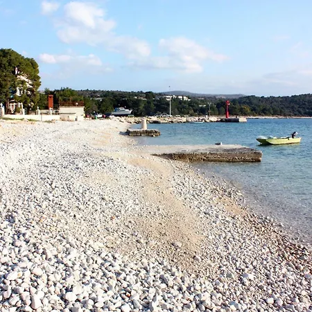 And By The Sea - 3088 Penzion 3*